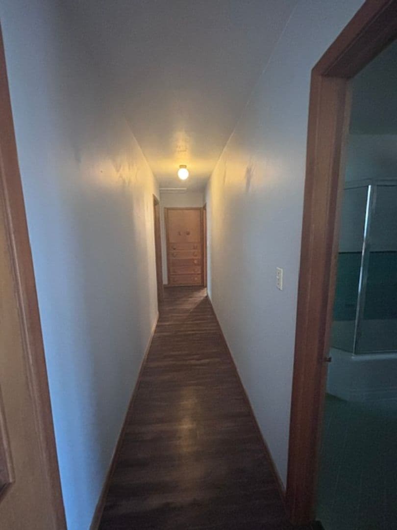 Norman House: 906 Carey Dr