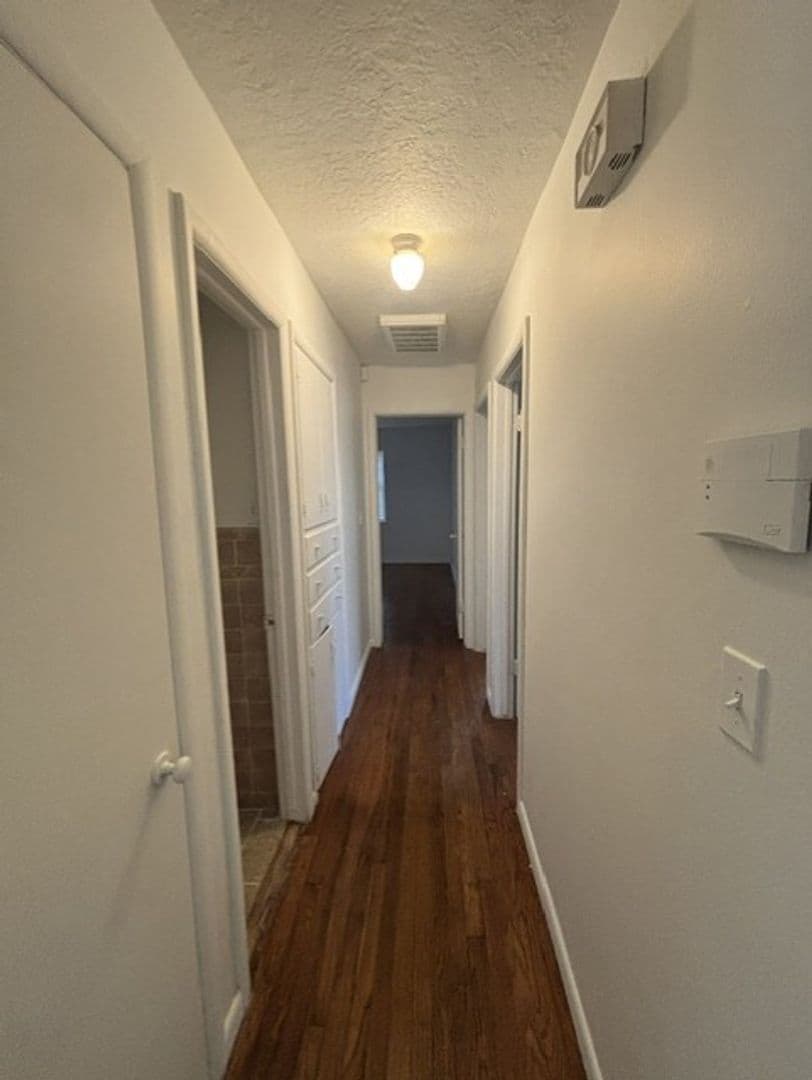 Norman House: 2425 Butler Drive