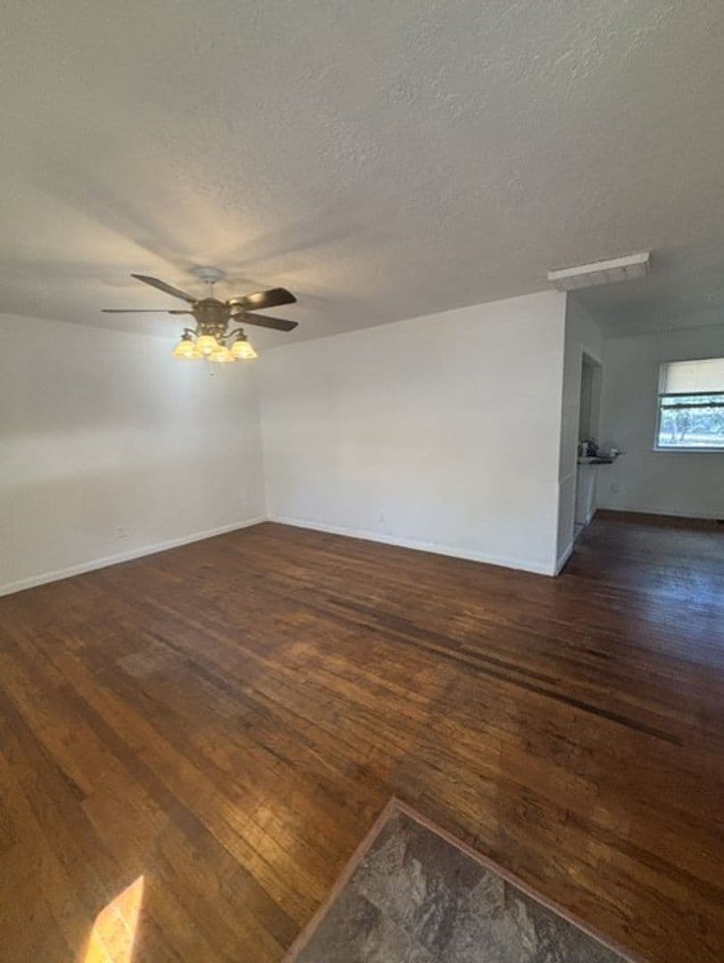 Norman House: 2425 Butler Drive
