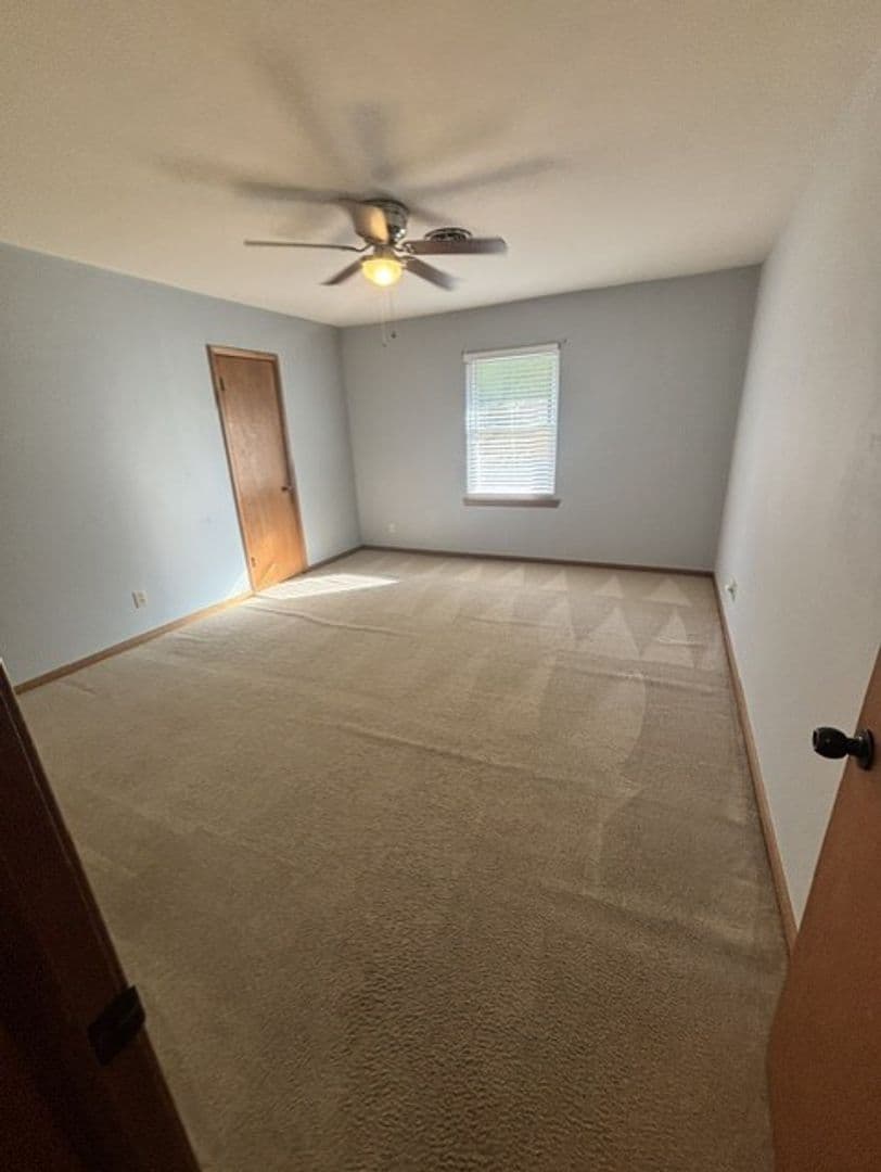 Norman House: 906 Carey Dr
