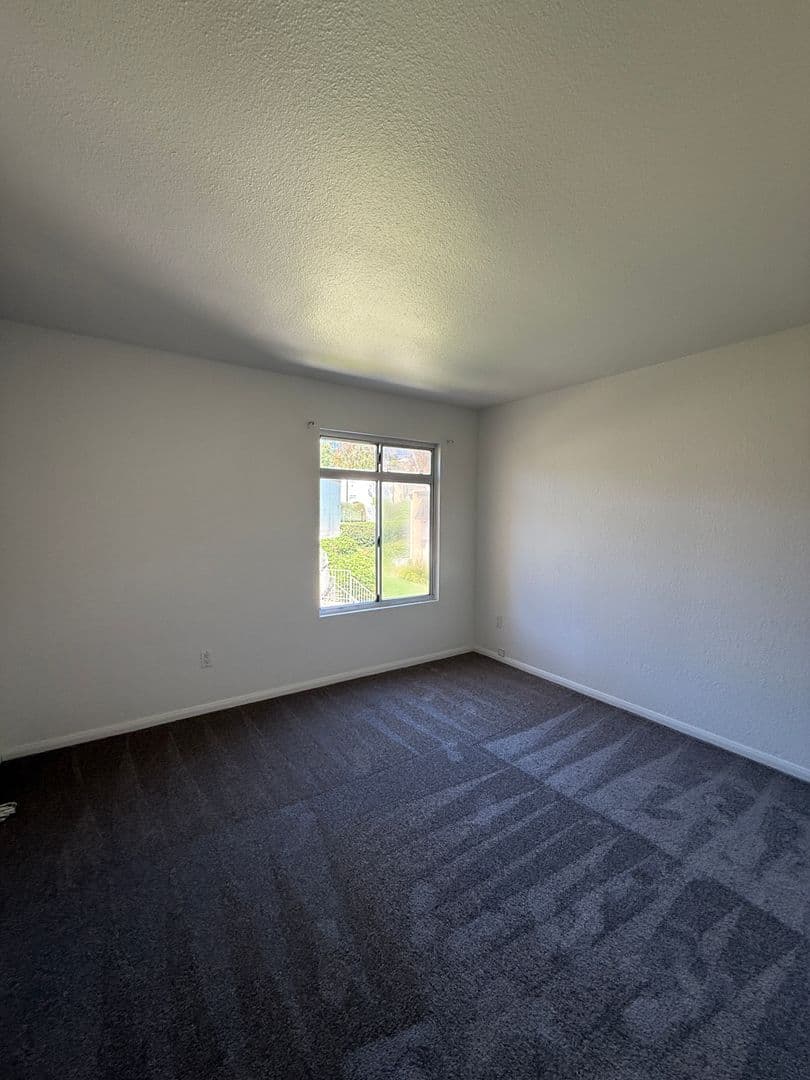 Oceanside Condo: 432 Edgehill Lane Unit 196