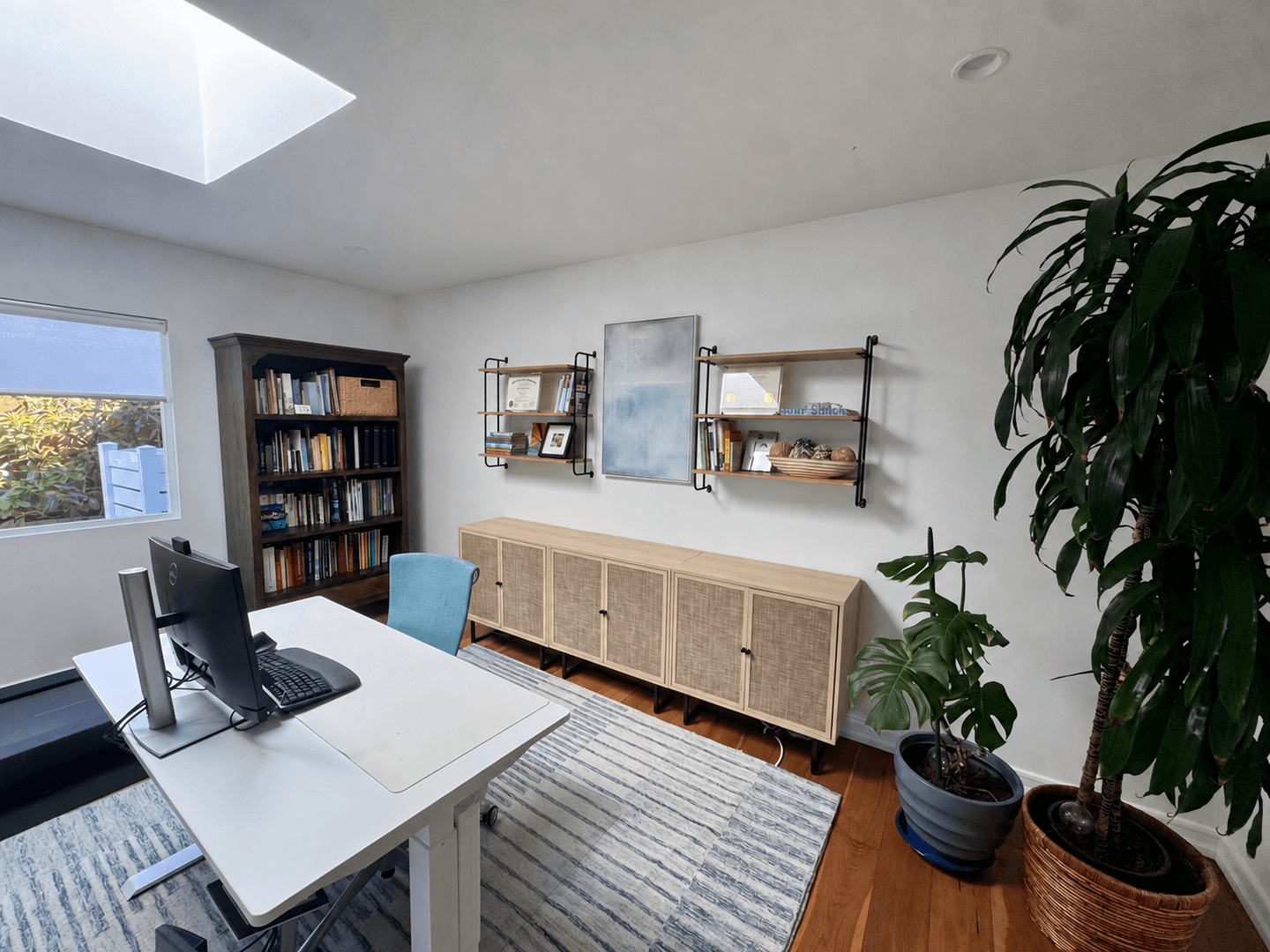 Oceanside House: 1695 Laurel Road