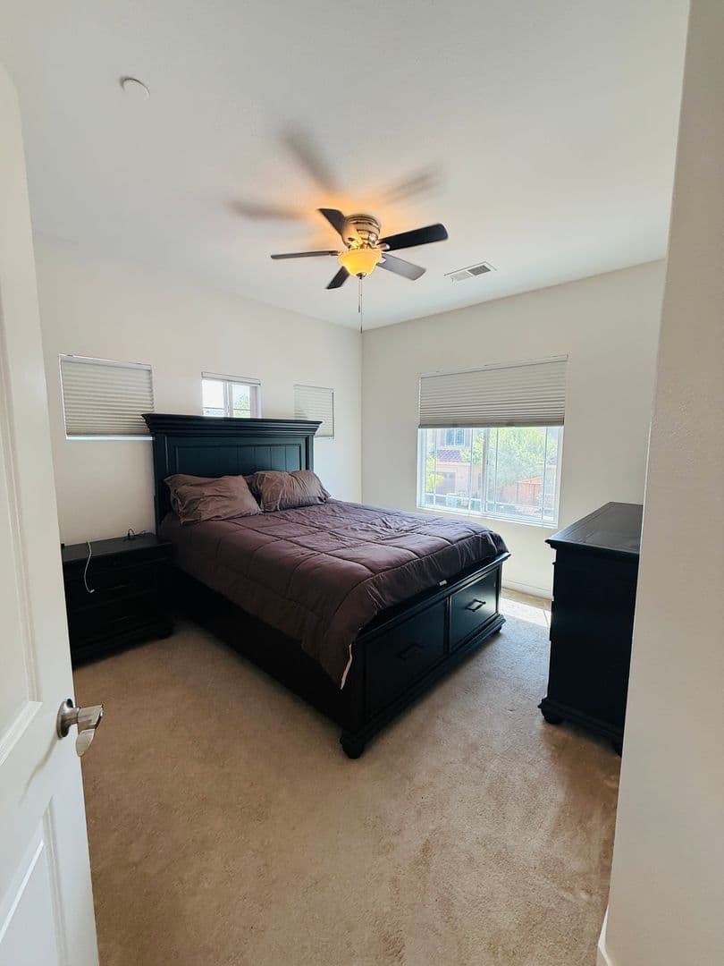 El Cajon House: 748 Lincoln Place