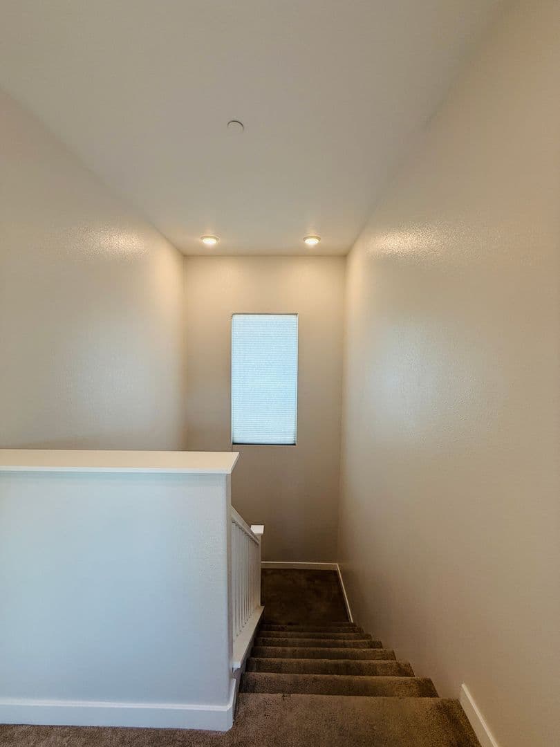 El Cajon House: 748 Lincoln Place
