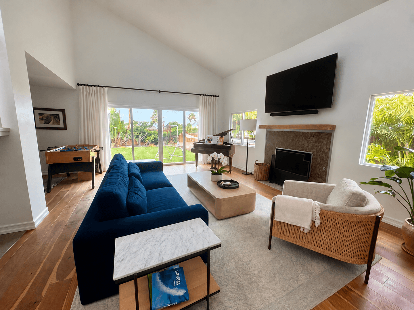 Oceanside House: 1695 Laurel Road