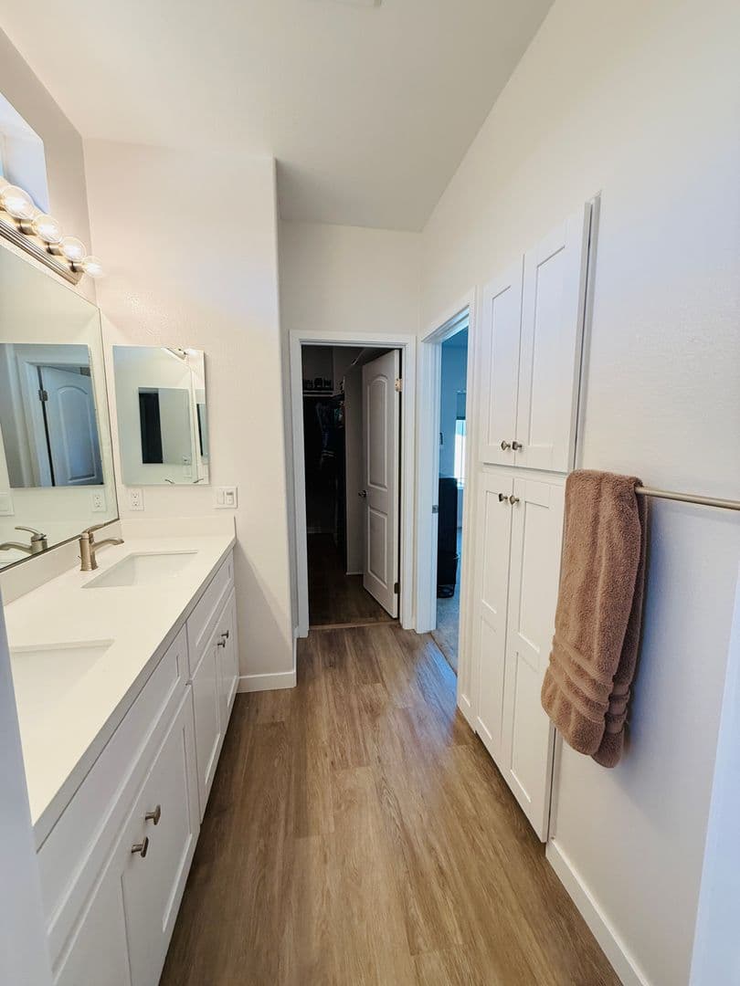 El Cajon House: 748 Lincoln Place