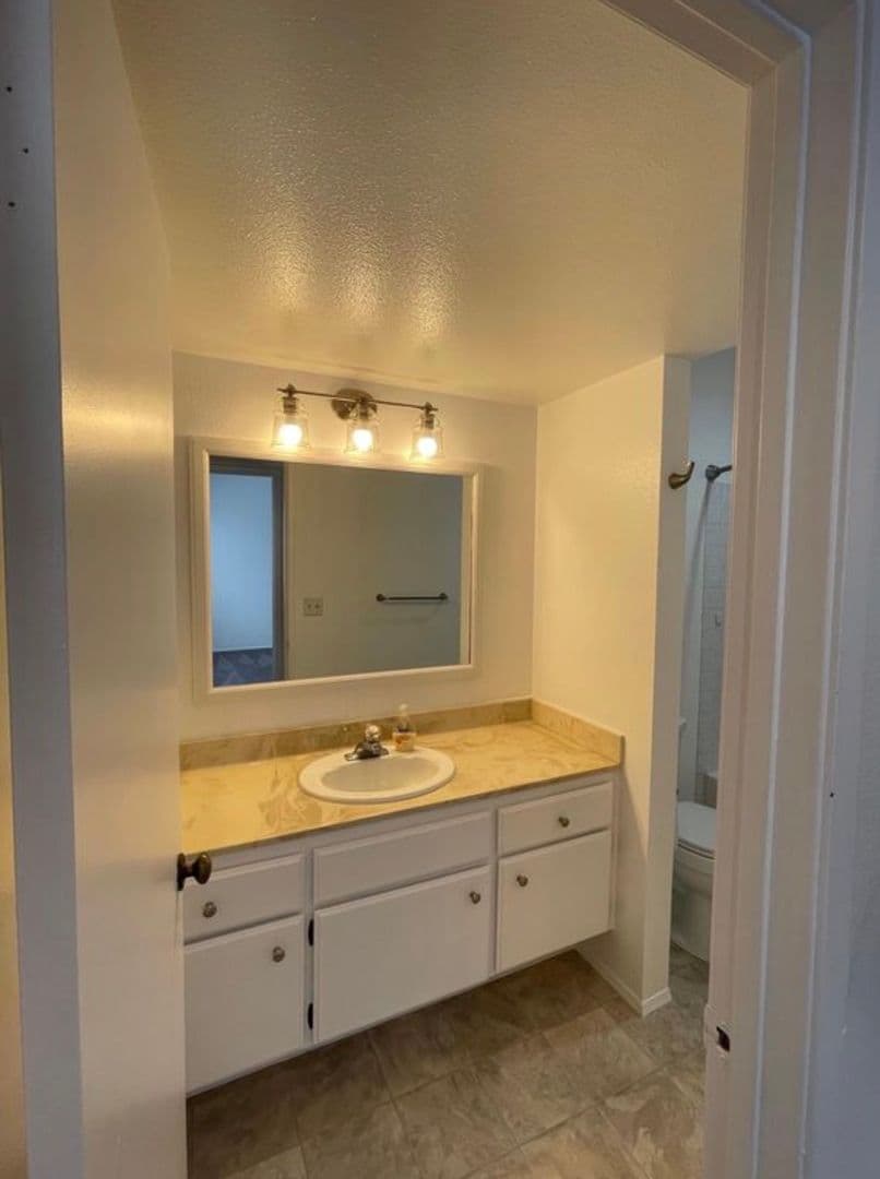 San Diego Condo: 3098 Rue Dorleans #325