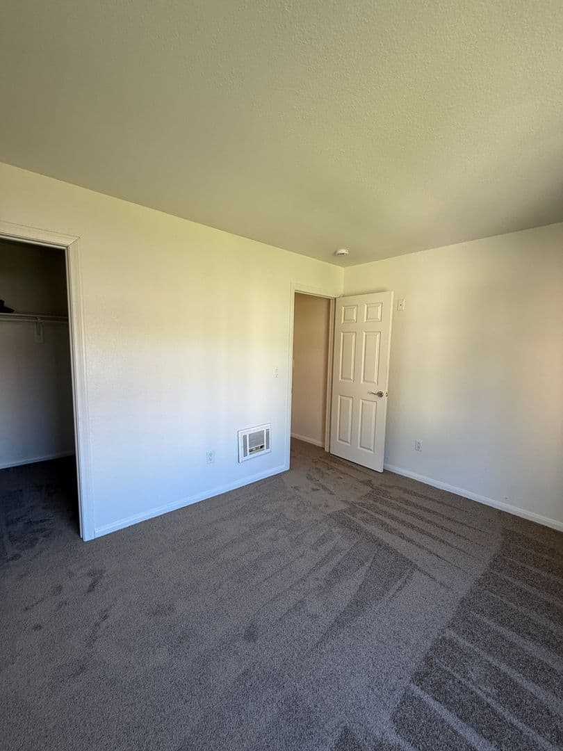 Oceanside Condo: 432 Edgehill Lane Unit 196