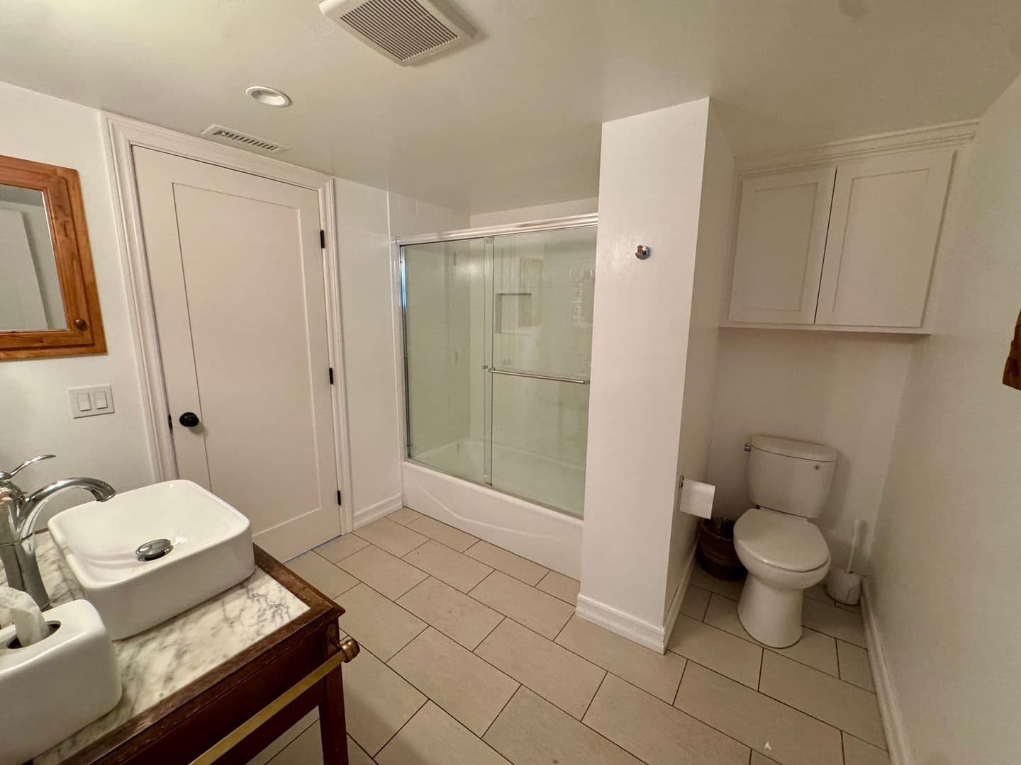 Oceanside House: 1695 Laurel Road