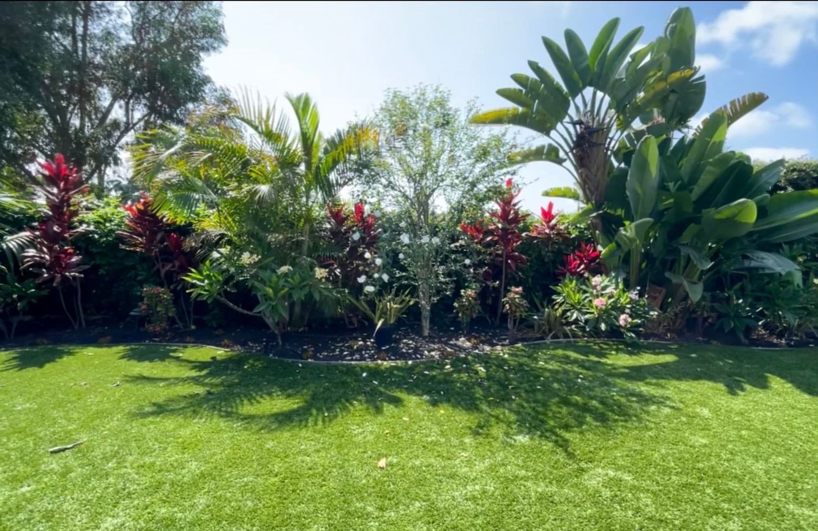 Oceanside House: 1695 Laurel Road