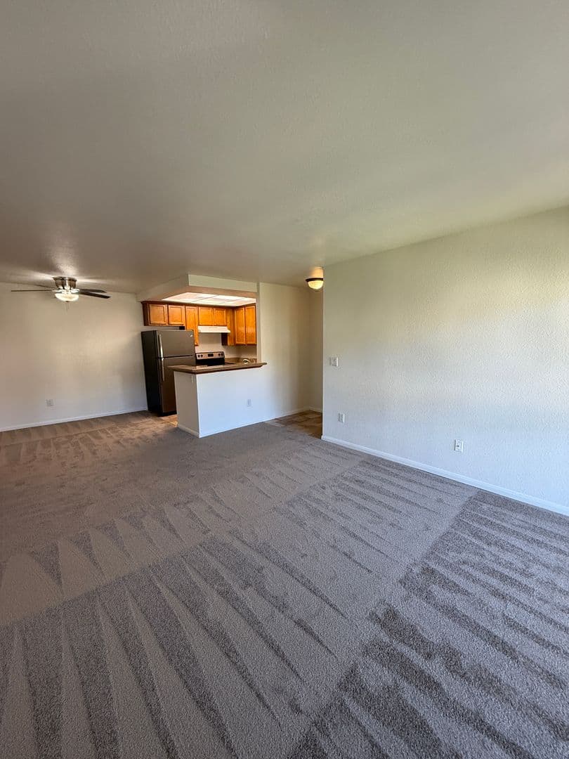Oceanside Condo: 432 Edgehill Lane Unit 196