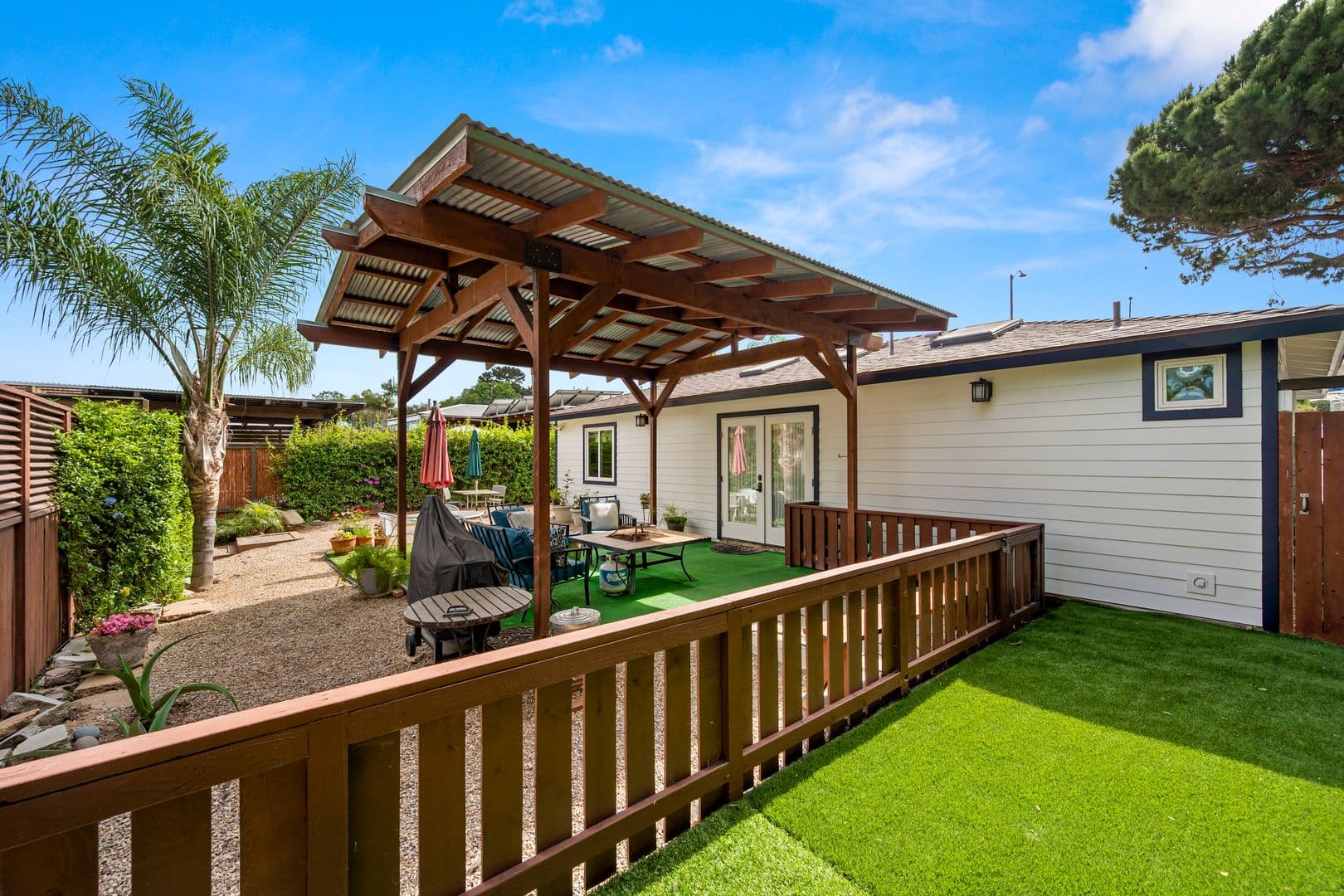 Solana Beach House: 802 1/2 Stevens Avenue