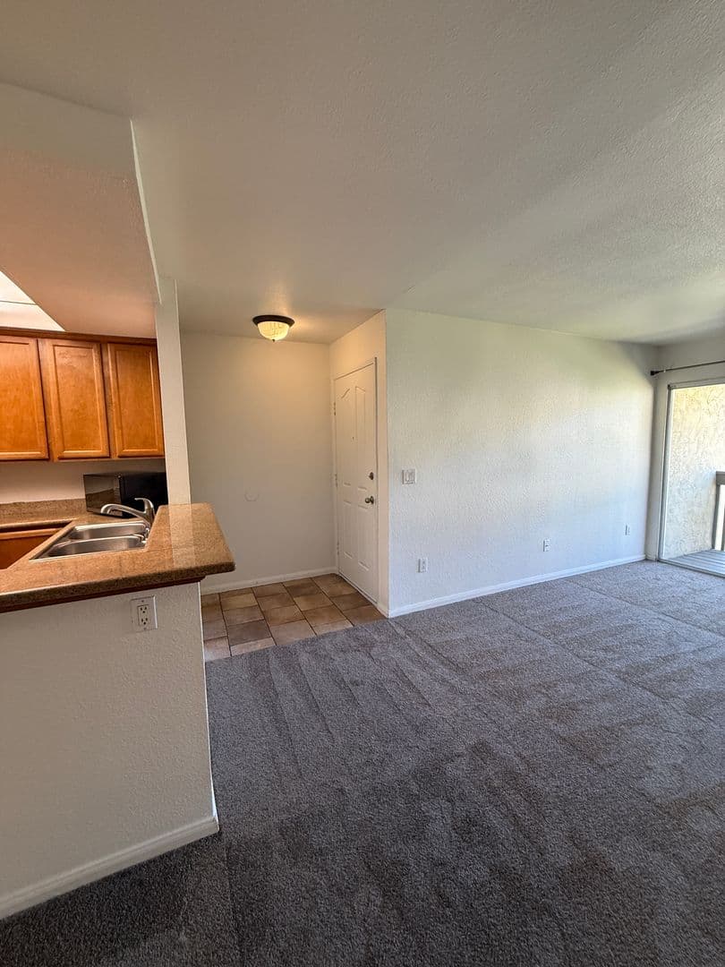 Oceanside Condo: 432 Edgehill Lane Unit 196