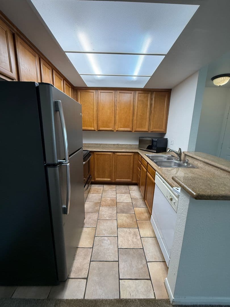Oceanside Condo: 432 Edgehill Lane Unit 196