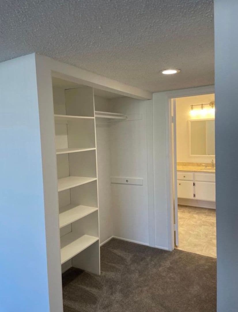San Diego Condo: 3098 Rue Dorleans #325