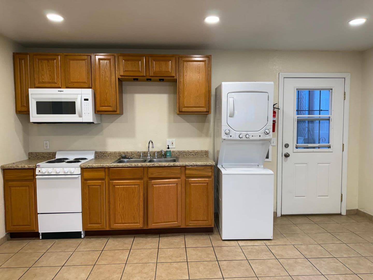 San Diego Apartment: 1259A Morena Blvd