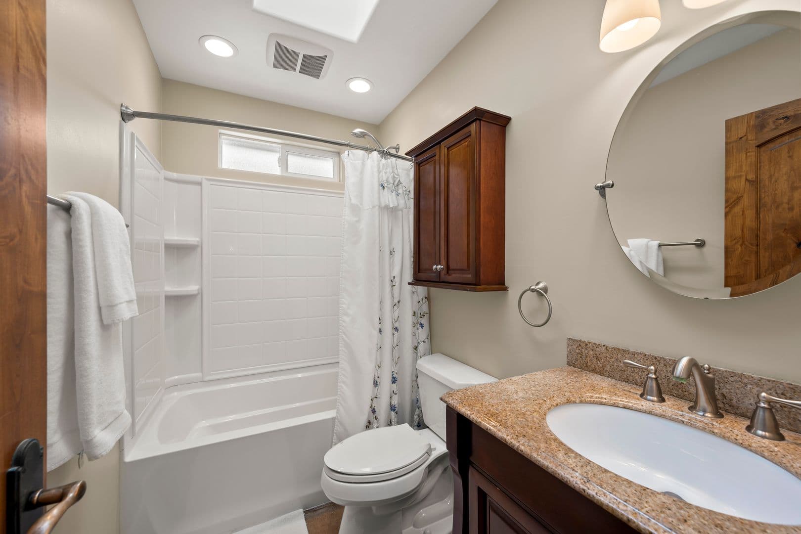 Solana Beach House: 802 1/2 Stevens Avenue
