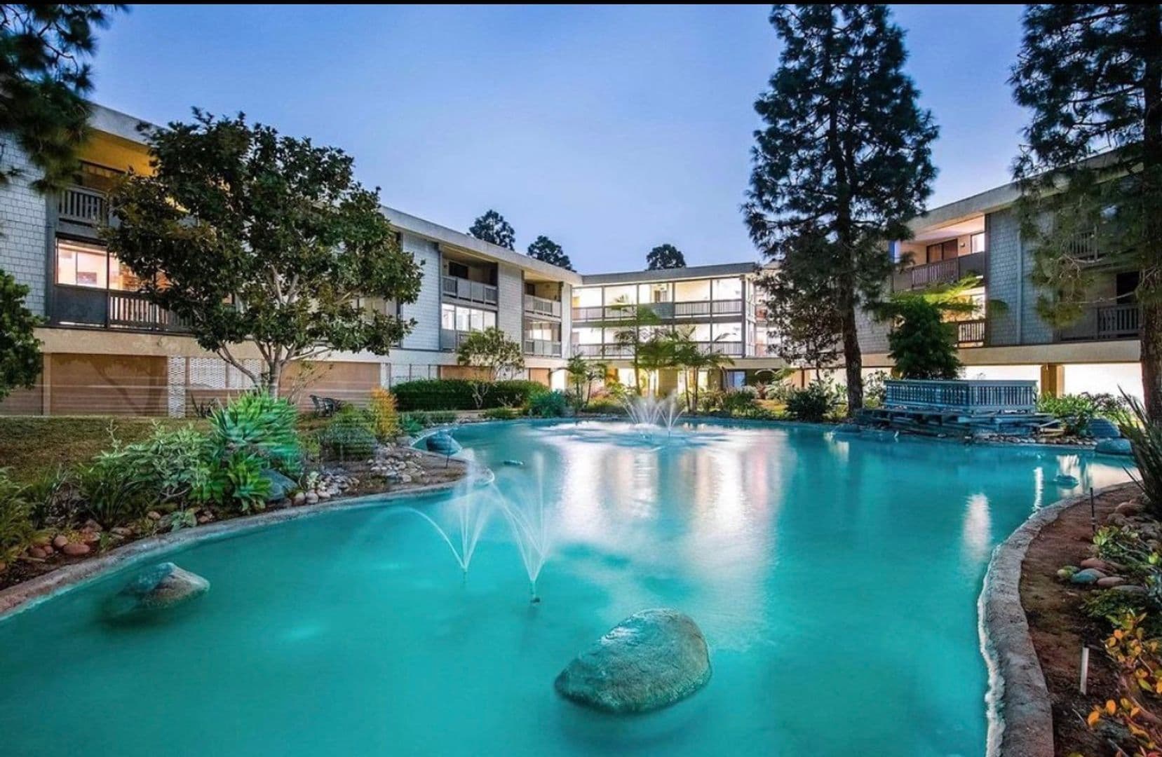 San Diego Condo: 3098 Rue Dorleans #325