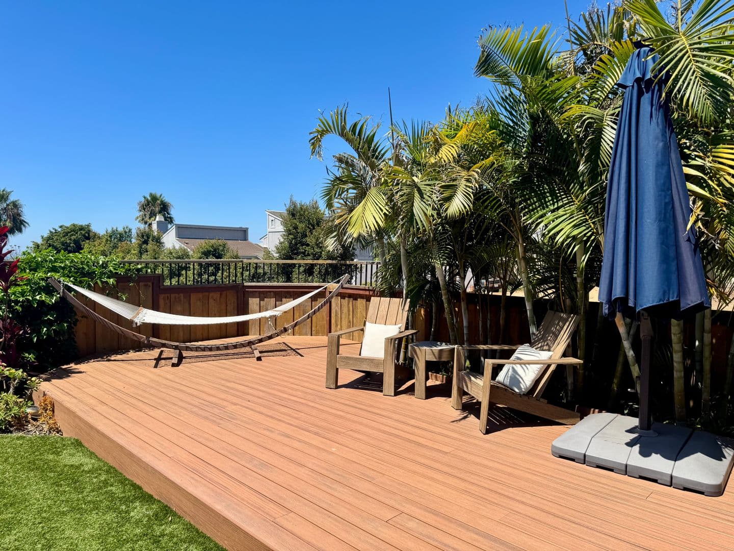 Oceanside House: 1695 Laurel Road