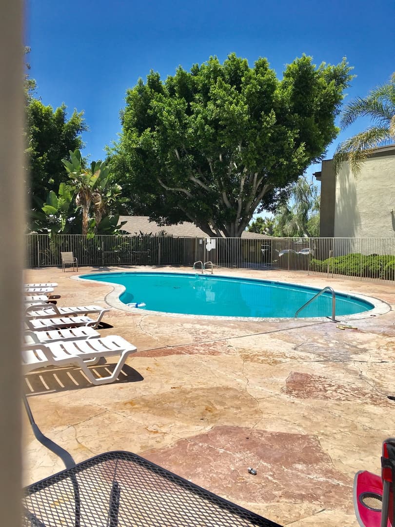 Oceanside Condo: 432 Edgehill Lane Unit 196