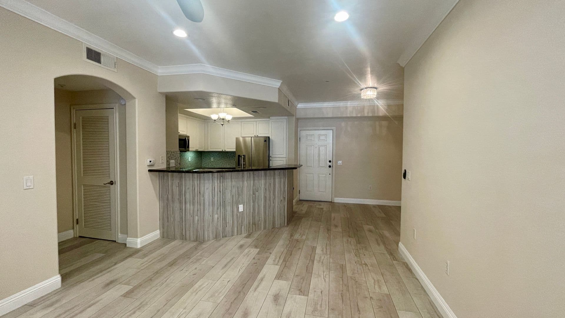 La Jolla Condo: 4165 Executive Drive F101