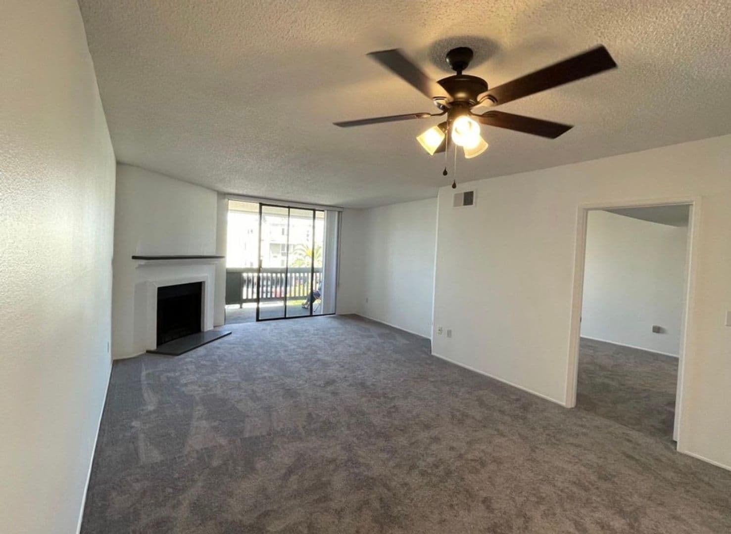San Diego Condo: 3098 Rue Dorleans #325