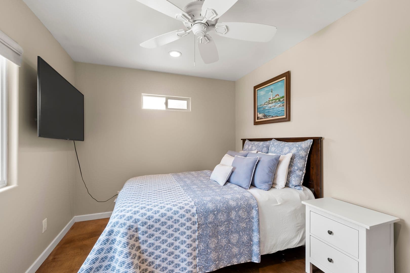 Solana Beach House: 802 1/2 Stevens Avenue