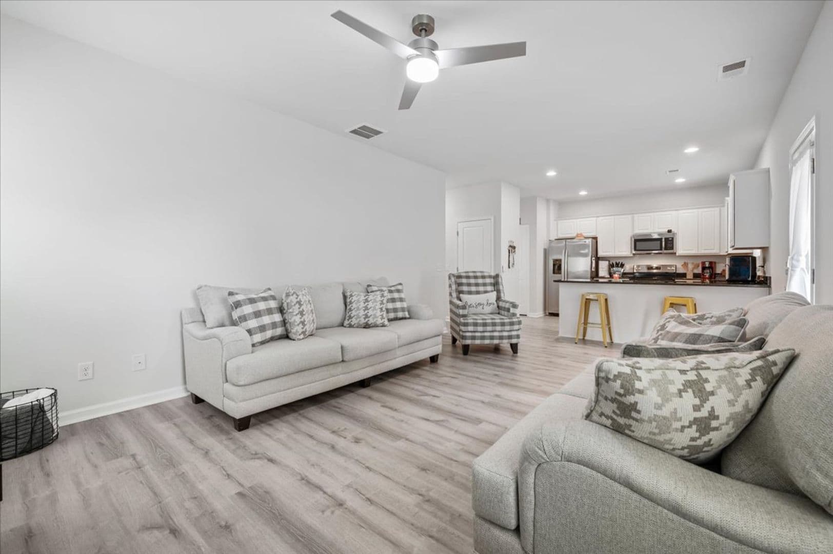 Richmond Hill House: 283 Excel Drive