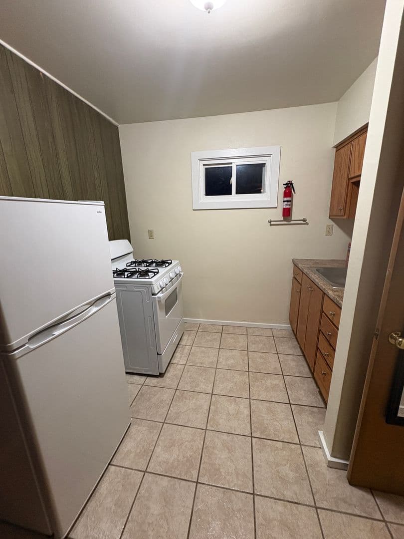 Gouldsboro Apartment: 106-115 3rd St.