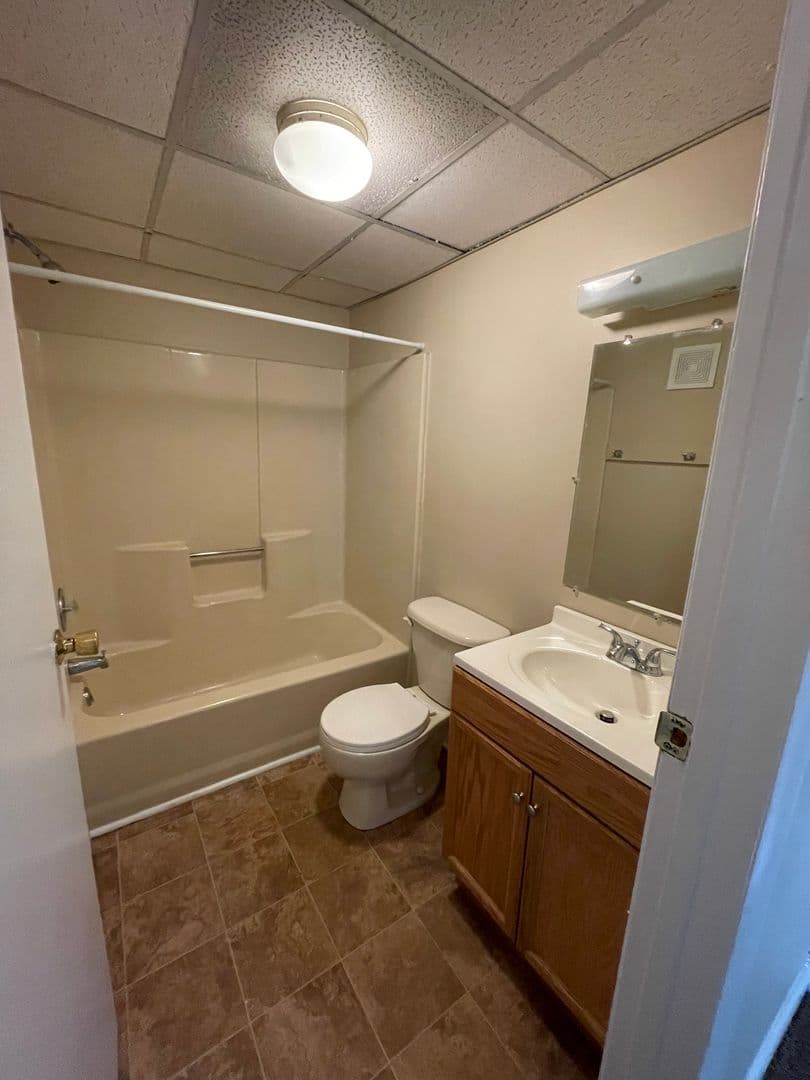 East Stroudsburg Apartment: 339 Race Street/10 Adams Street/106 Madison St
