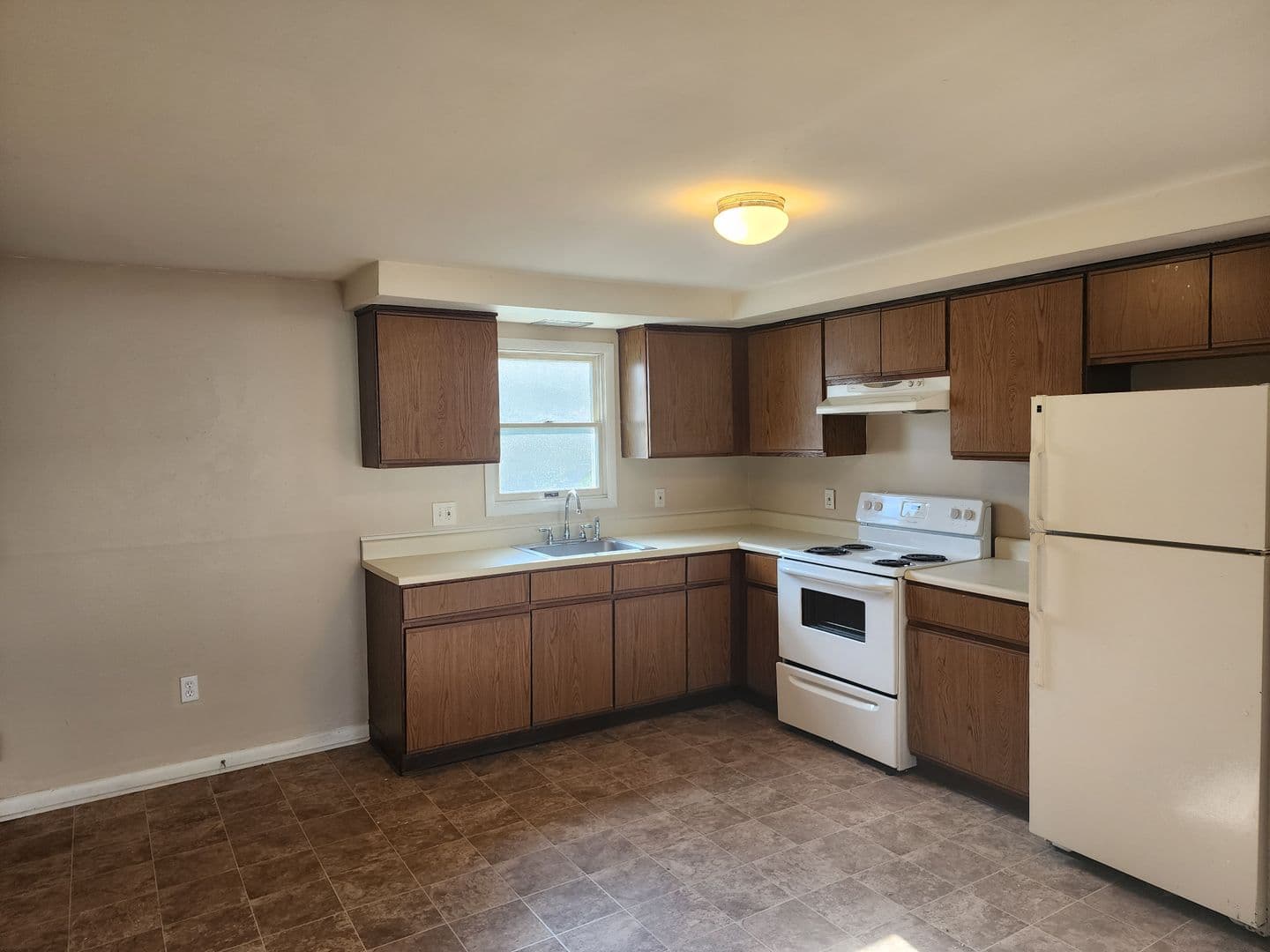East Stroudsburg Apartment: 339 Race Street/10 Adams Street/106 Madison St