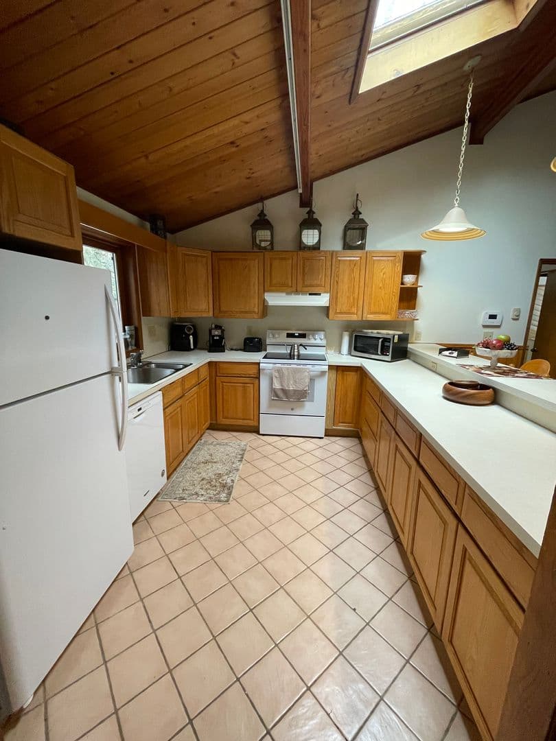 Cresco House: 3530 Spruce Cabin Road
