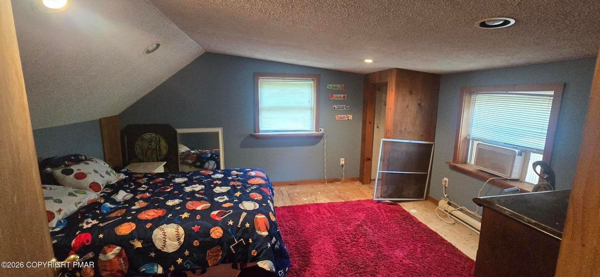 East Stroudsburg House: 135 Little Creek Lane