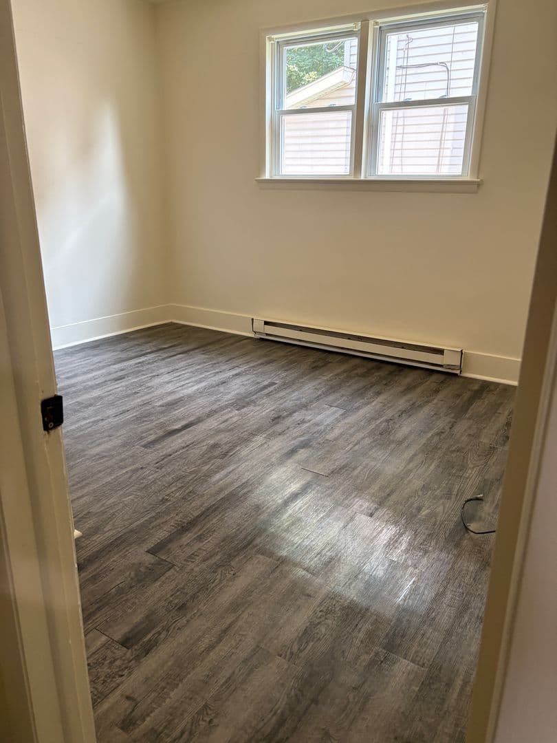 East Stroudsburg Apartment: 267 Brodhead Ave