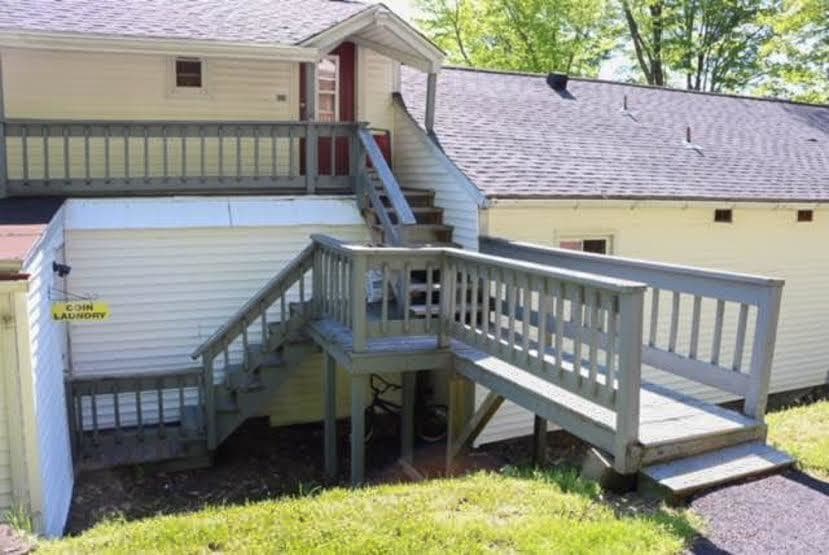 Gouldsboro Apartment: 106-115 3rd St.