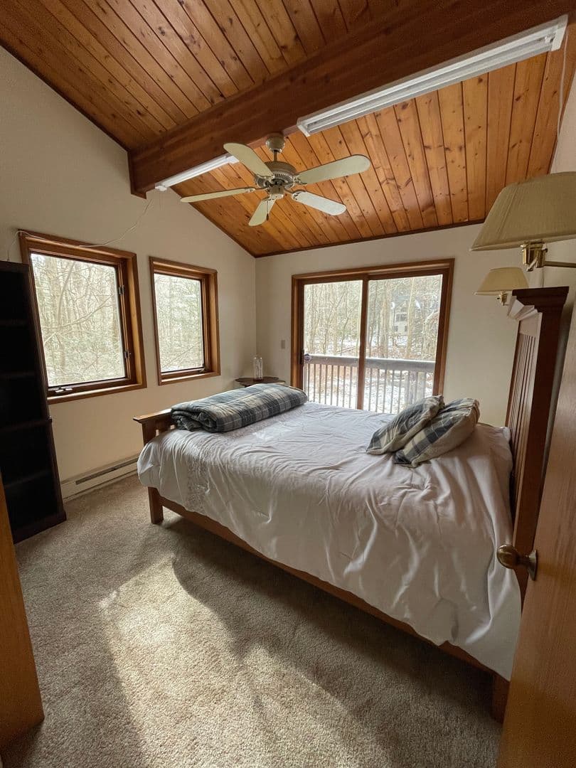 Cresco House: 3530 Spruce Cabin Road