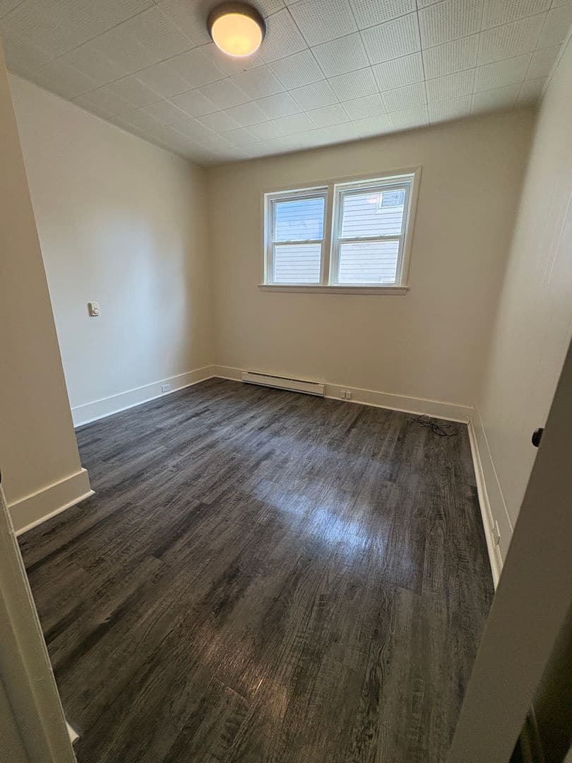 East Stroudsburg Apartment: 267 Brodhead Ave