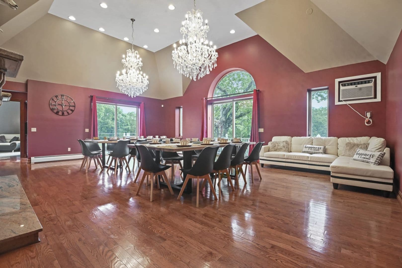 Mount Pocono House: 133 Montanesca Road
