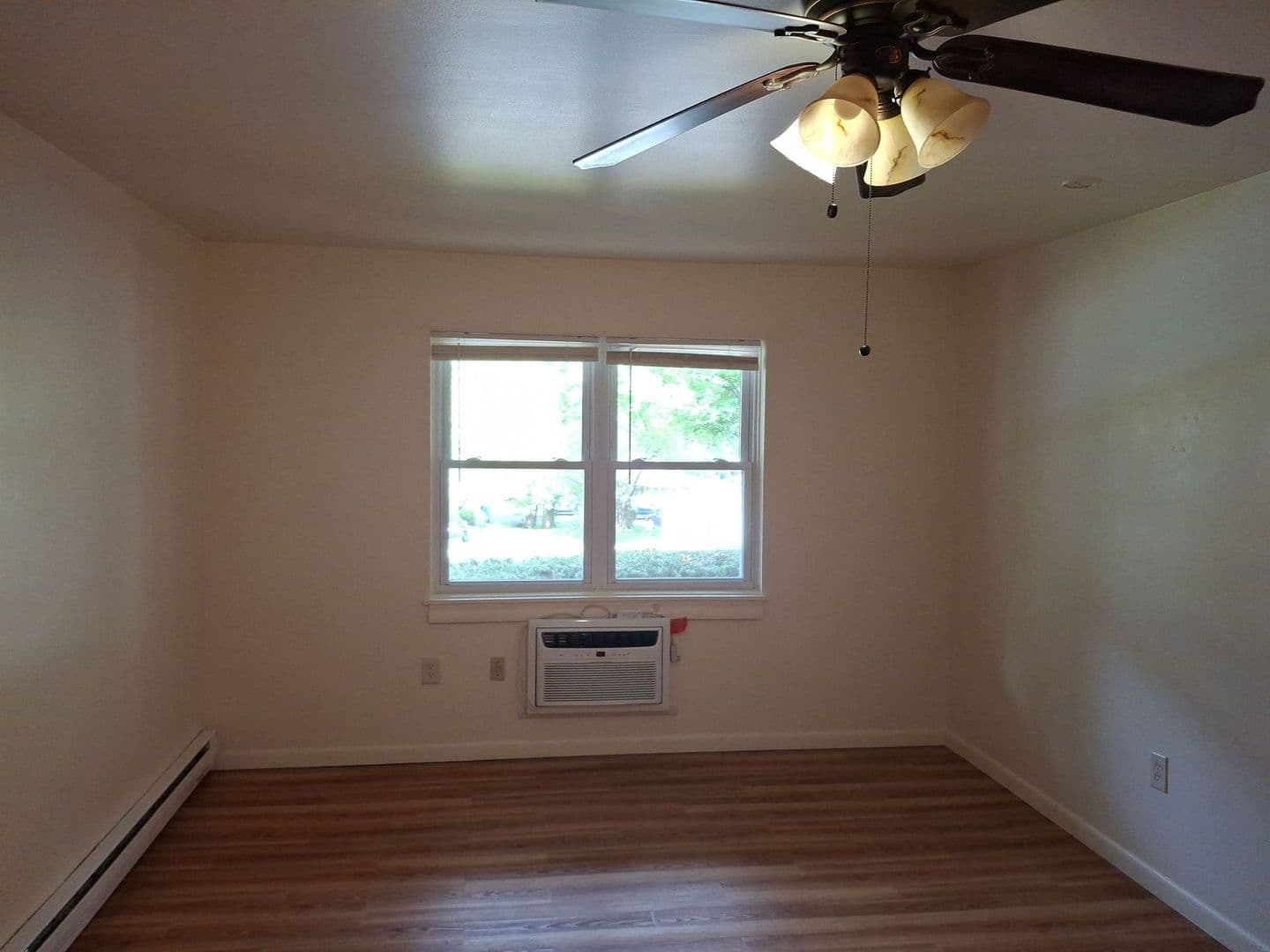 Stroudsburg Apartment: 404 Woodcliff Avenue