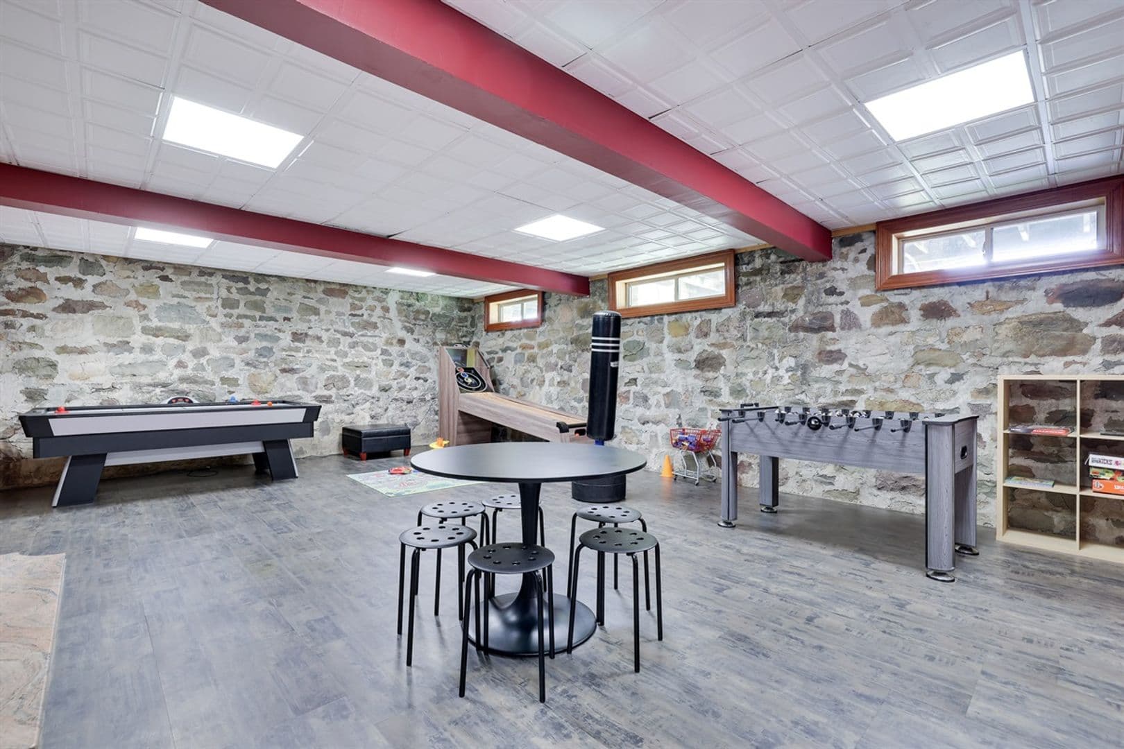 Mount Pocono House: 133 Montanesca Road