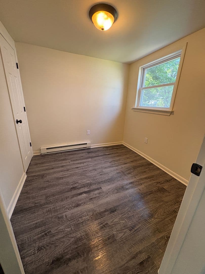 East Stroudsburg Apartment: 267 Brodhead Ave