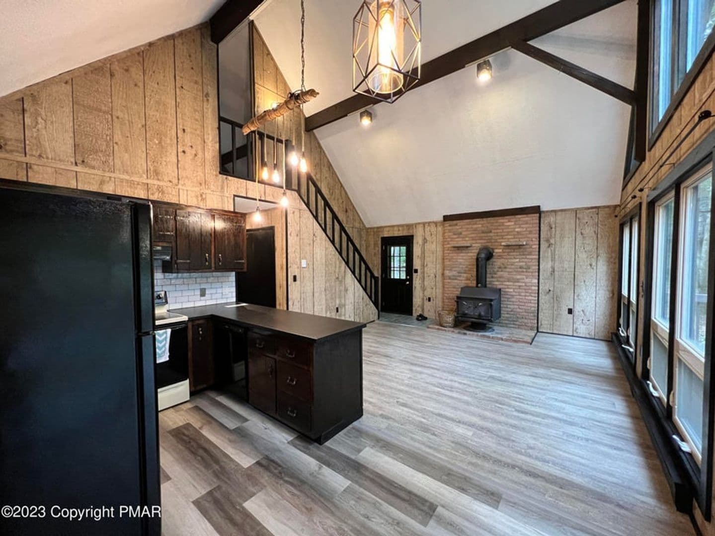 Bushkill House: 211 Dorchester Dr