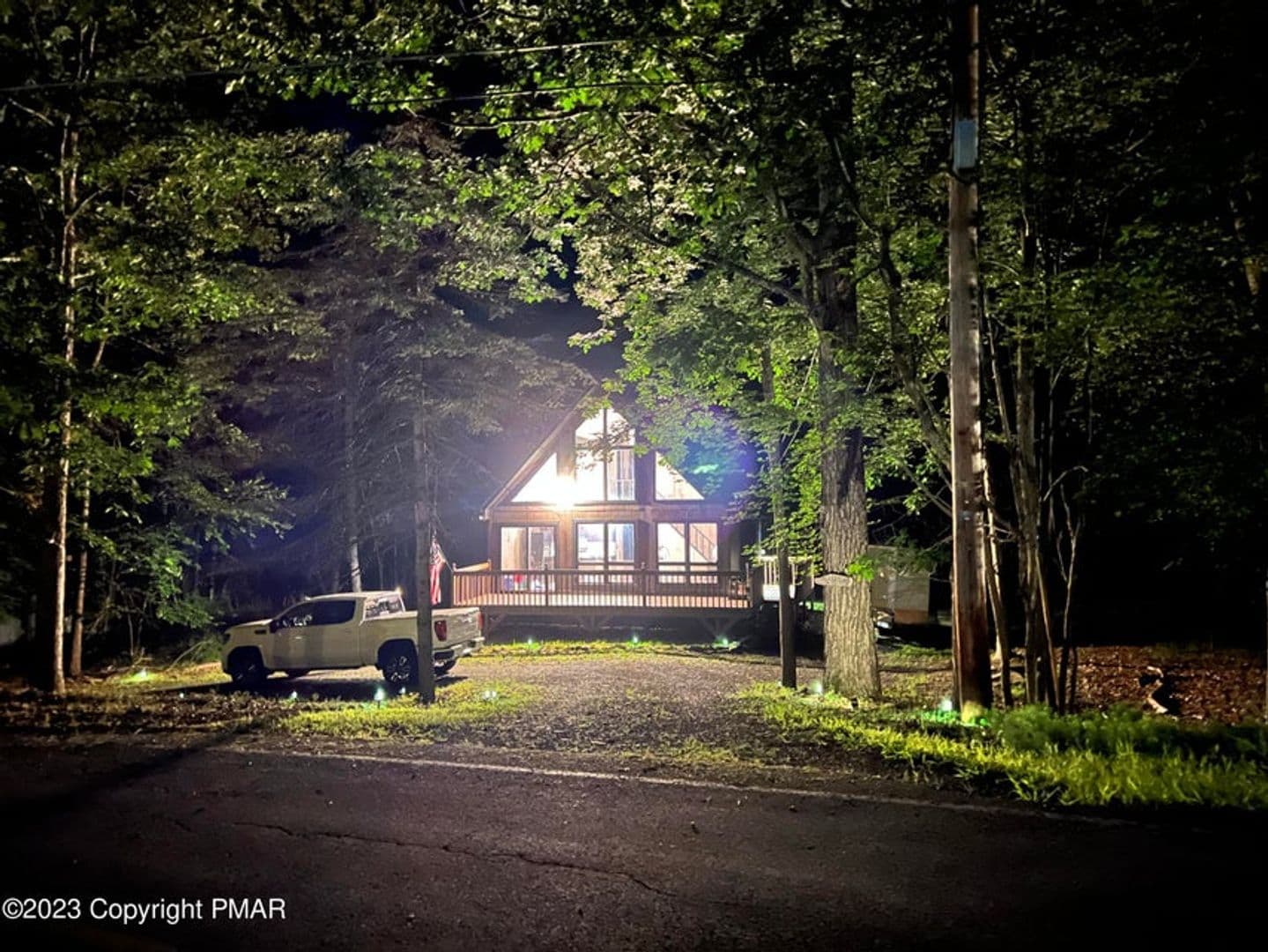 Bushkill House: 211 Dorchester Dr