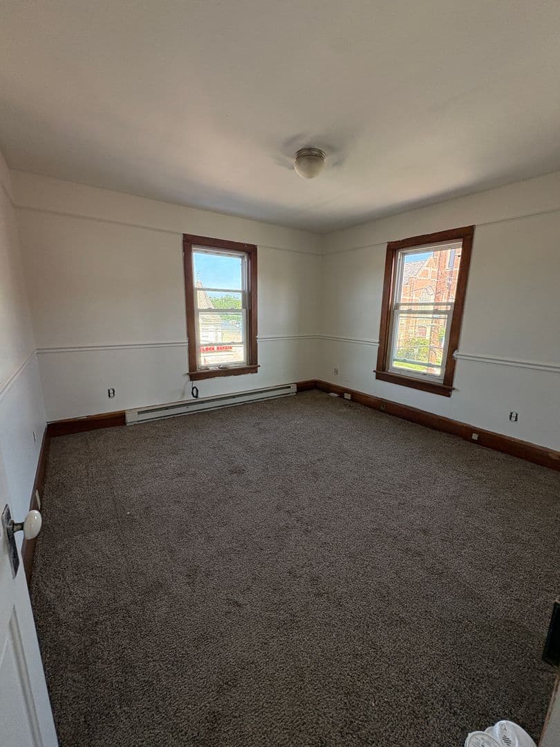 East Stroudsburg Apartment: 118-120 S. Courtland St
