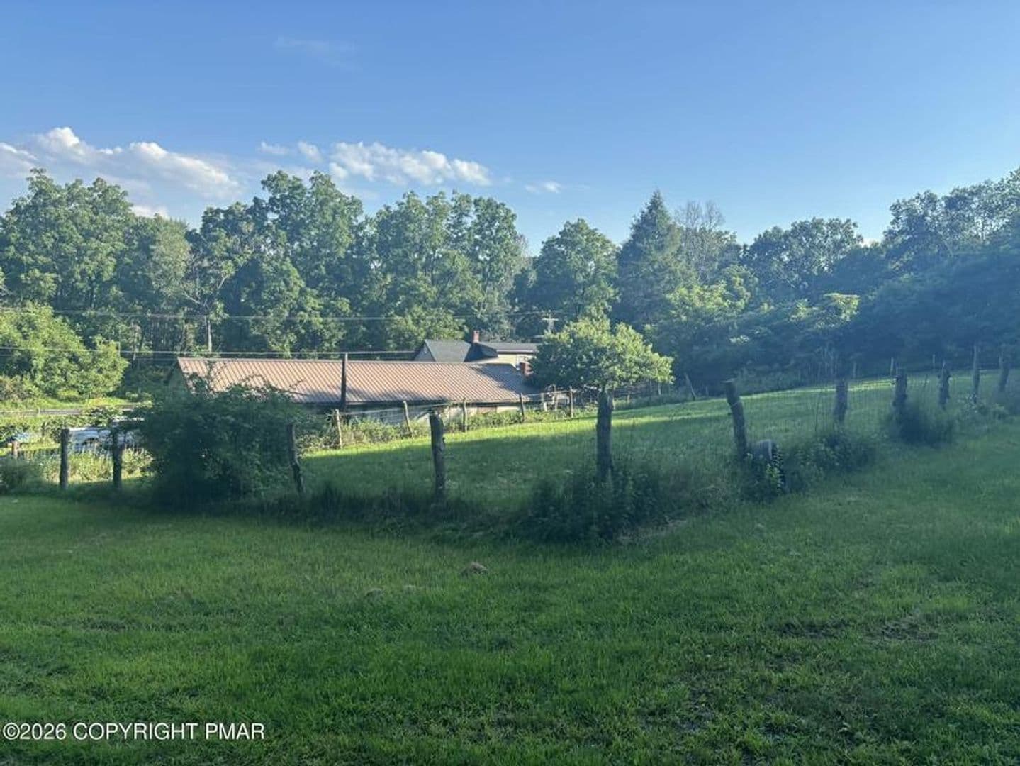East Stroudsburg House: 135 Little Creek Lane