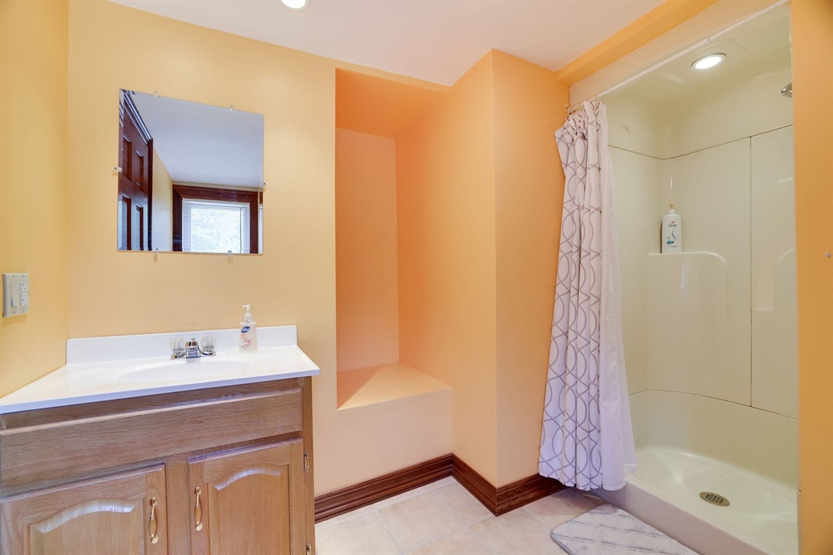 Mount Pocono House: 133 Montanesca Road