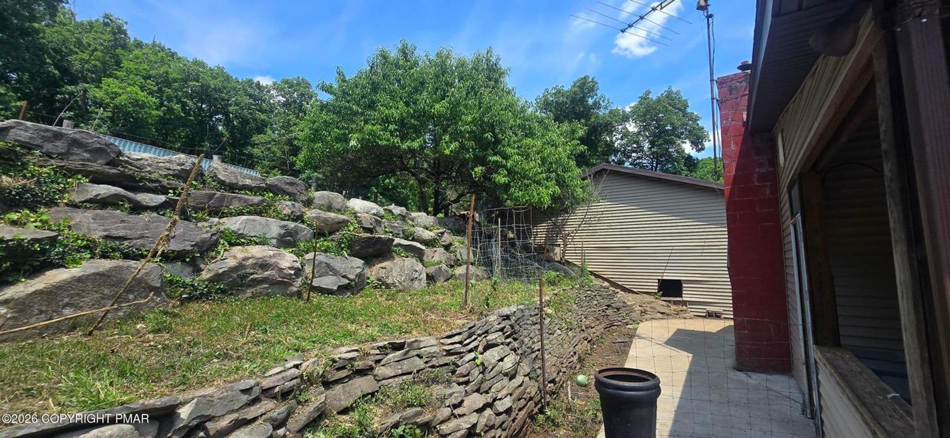 East Stroudsburg House: 135 Little Creek Lane