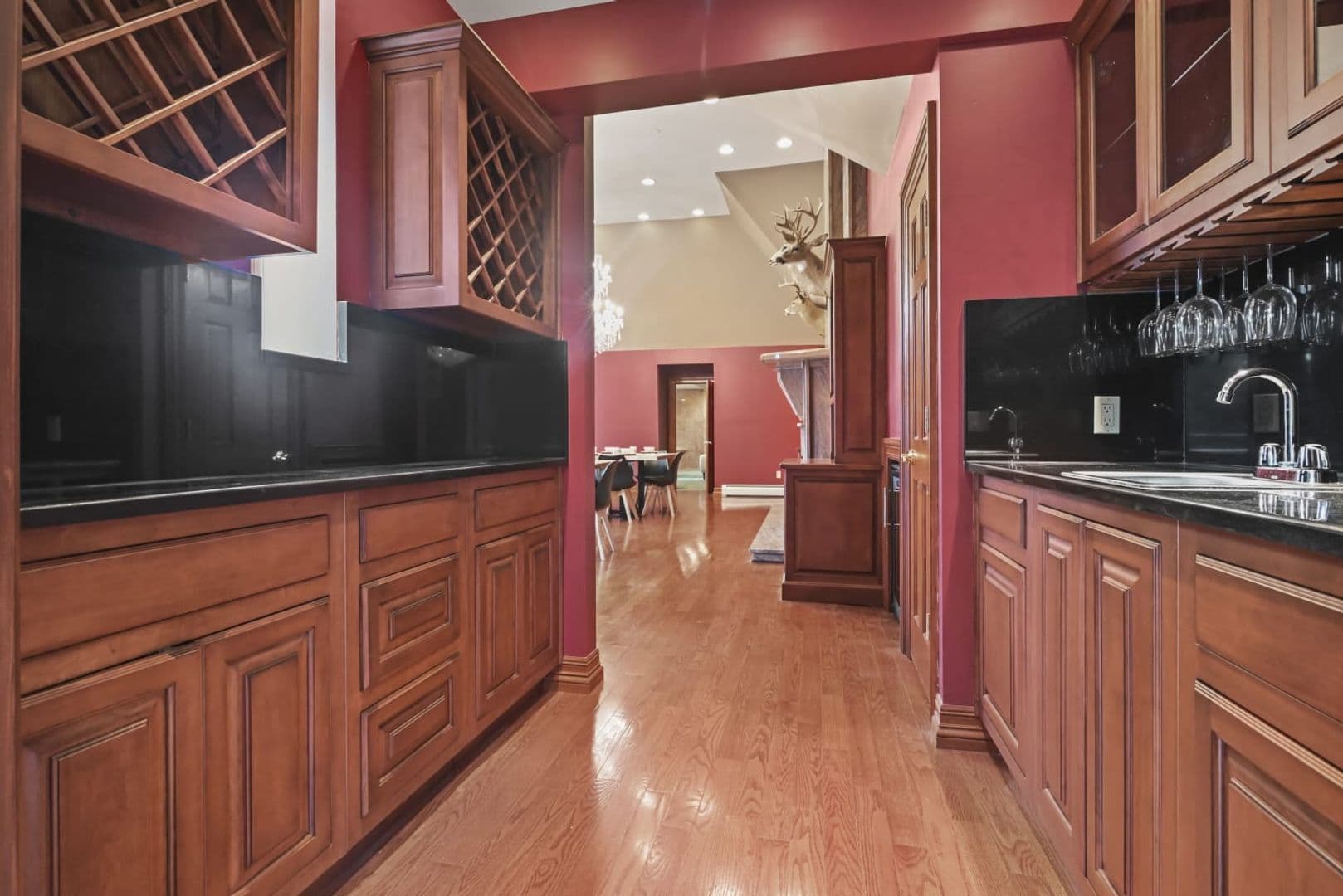 Mount Pocono House: 133 Montanesca Road