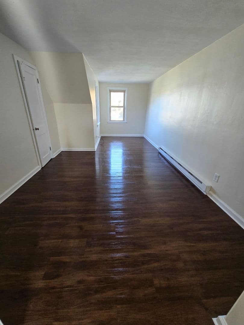 Brodheadsville Apartment: 1826 Route 209