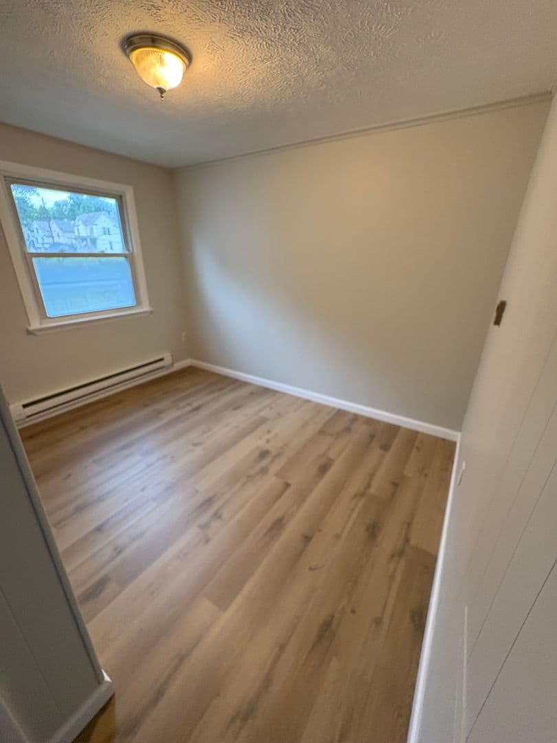 East Stroudsburg Apartment: 267 Brodhead Ave